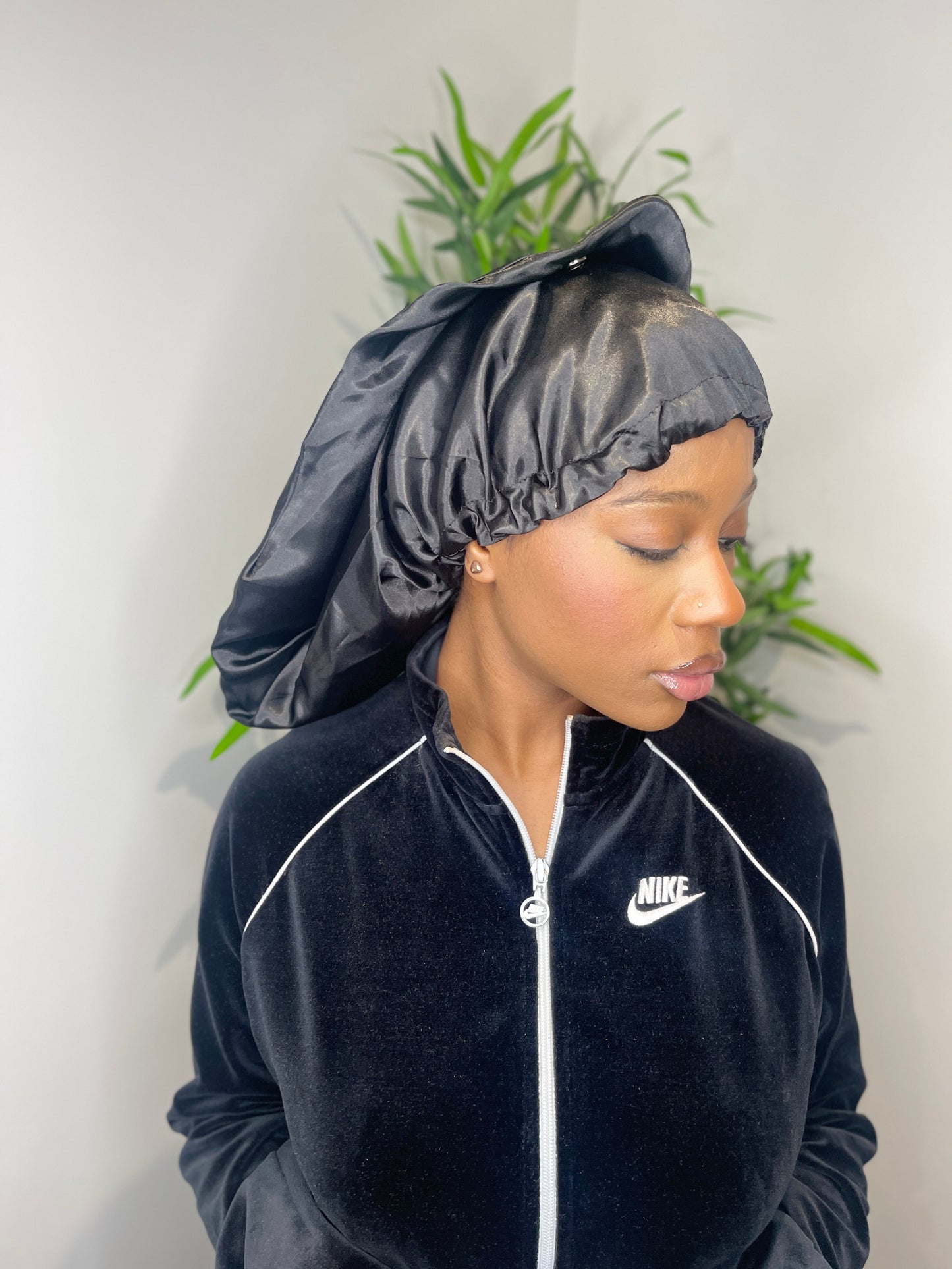 Extra long bonnet